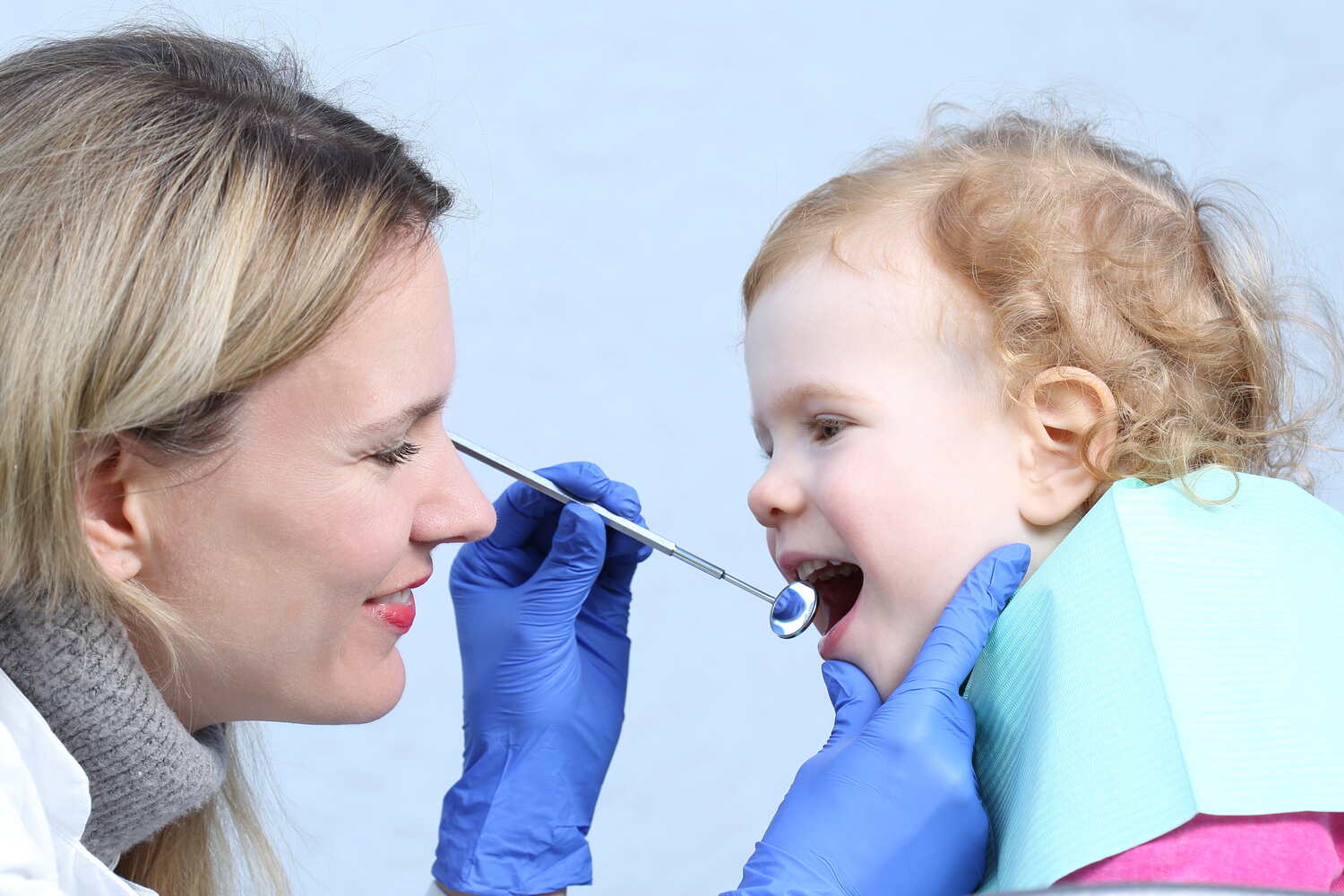 Kids should go to dentist since young age