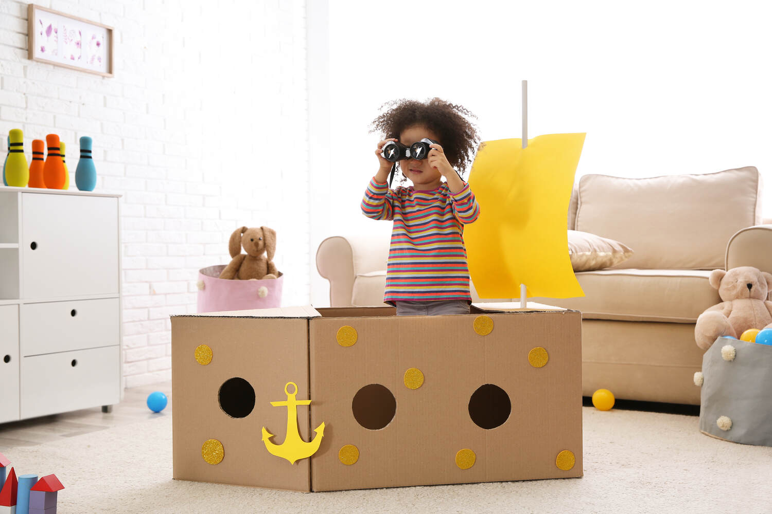How can I encourage my toddler's imagination