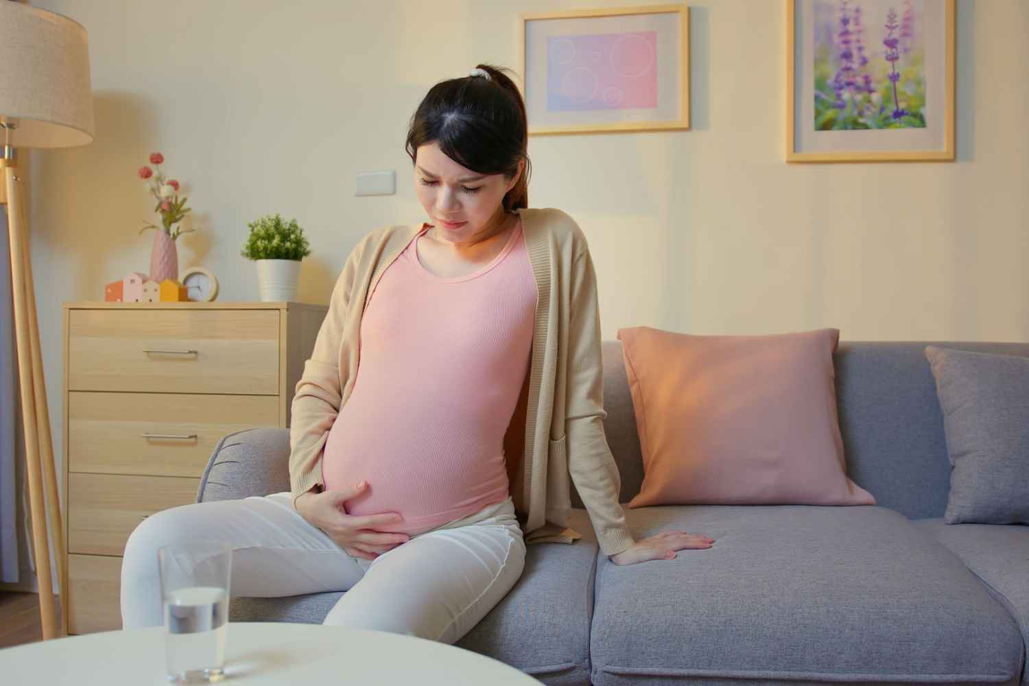 What Is The Correct Way To Sit In Pregnancy